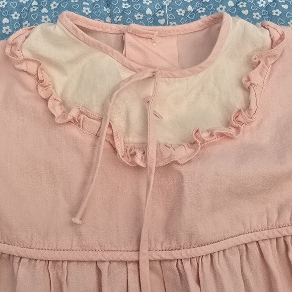 1950s Pink Ruffled Dress - Picture 2 of 4
